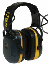 Mušľové chrániče sluchu ZONE FOCUS SNR 31 AM-FM rádio upevnenie cez temeno hlavy elektronicky riadený útlm hluku čierne